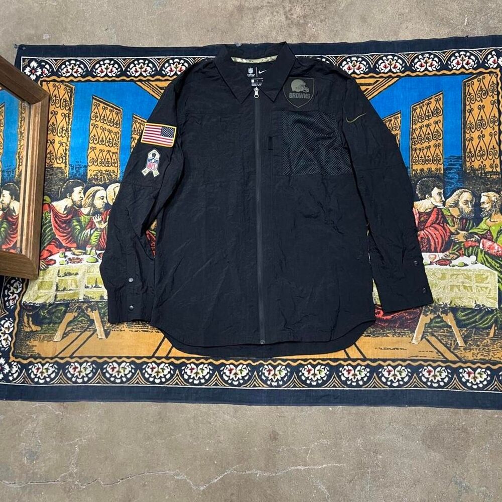 Nike Cleveland browns salute to service nylon jacket Size small team apparel